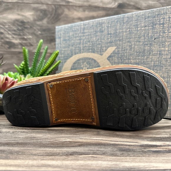 NIB Born Bailie Closed Back Clogs Brown Glazed Ginger Suede 8M 39 - Picture 8 of 12